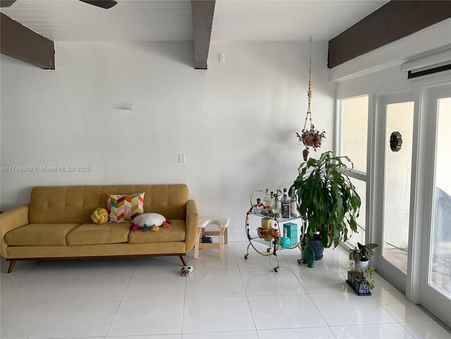 Foto del edificio - 7600 SW 103rd Pl