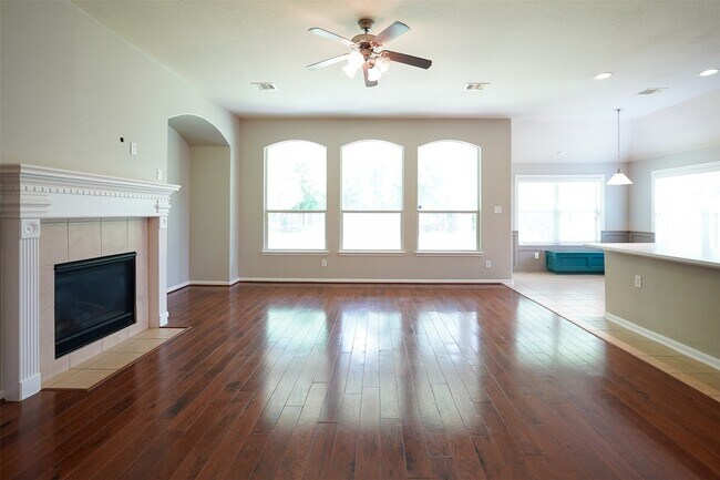 Foto del edificio - 28038 Emma Gardens Ln