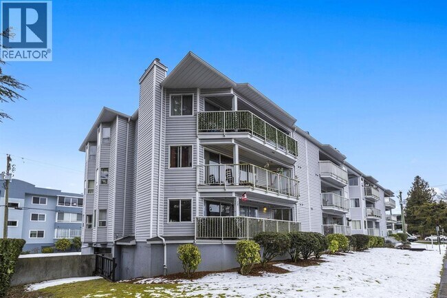 Photo du bâtiment - 22222-22119 119 Ave