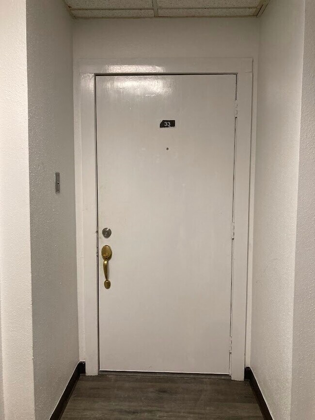 Foto del edificio - 3075 Walnut Bend Ln