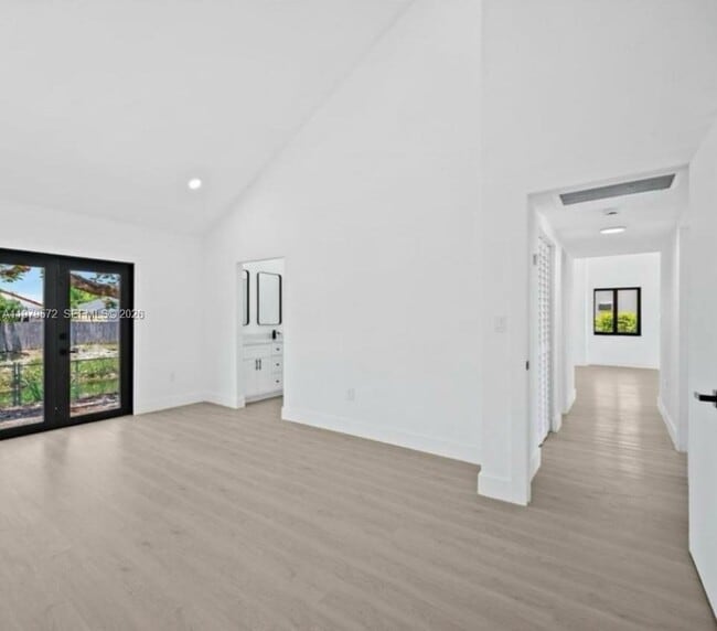 Building Photo - 20620 SW 120th Pl