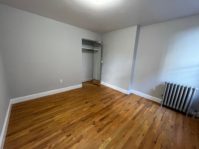 Building Photo - 161 Stanton St