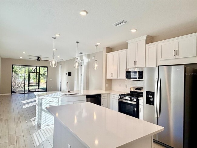 Building Photo - 15109 Shady Palms Ln