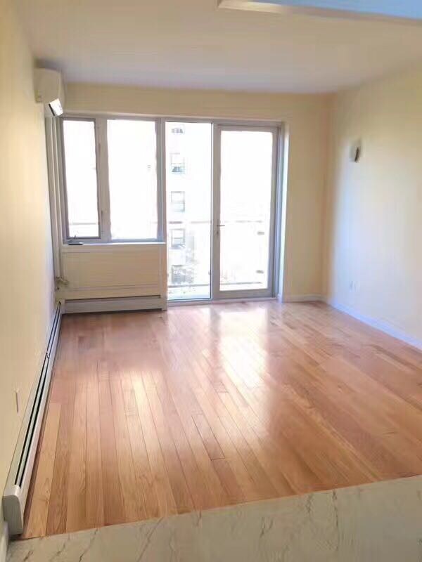 Primary Photo - 32-20 137th St