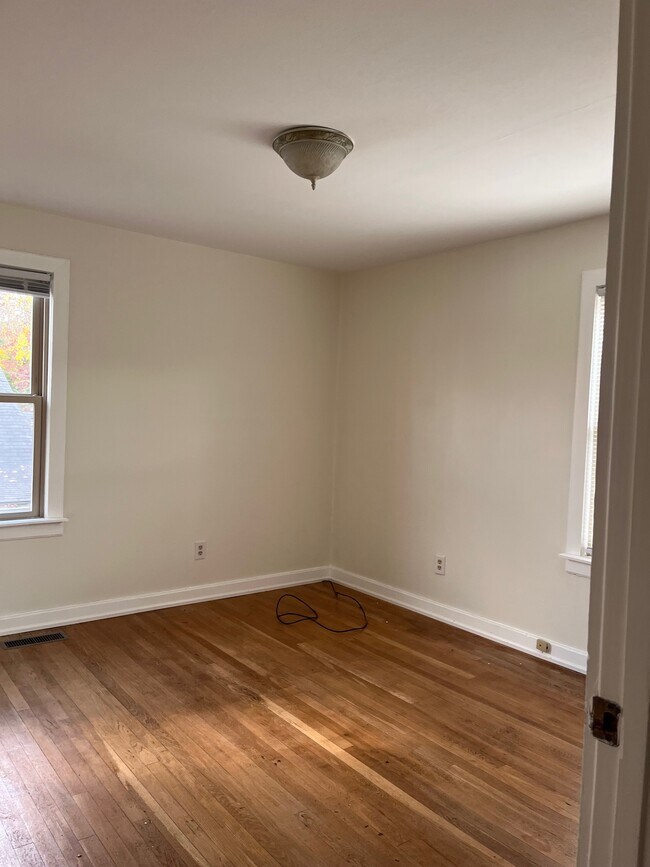 Foto del edificio - 408 E Prince St