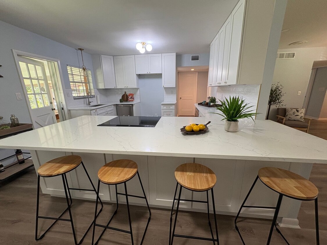 Photo - 2510 Lake Ellen Dr (Tampa, FL)