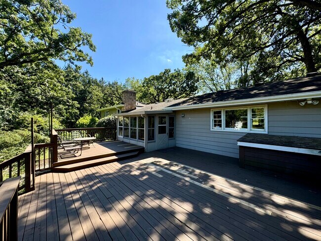 Foto del edificio - 4718 E Crystal Lake Ave