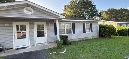 Building Photo - 1309 Ireland Dr