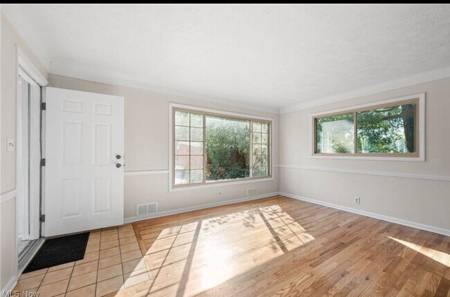 Foto del edificio - 15334 Triskett Rd