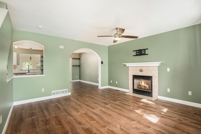 Foto del edificio - 4258 Grassy Ct