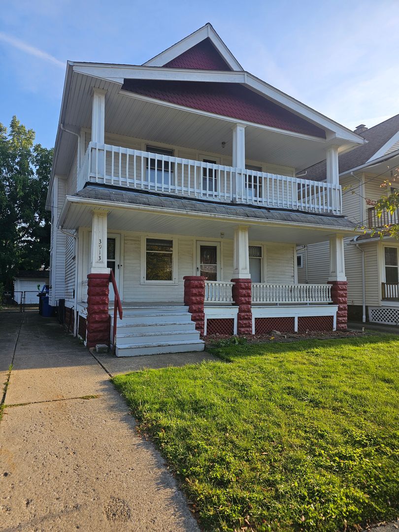 3913 Henritze Ave Cleveland, OH 44109 – photo 1