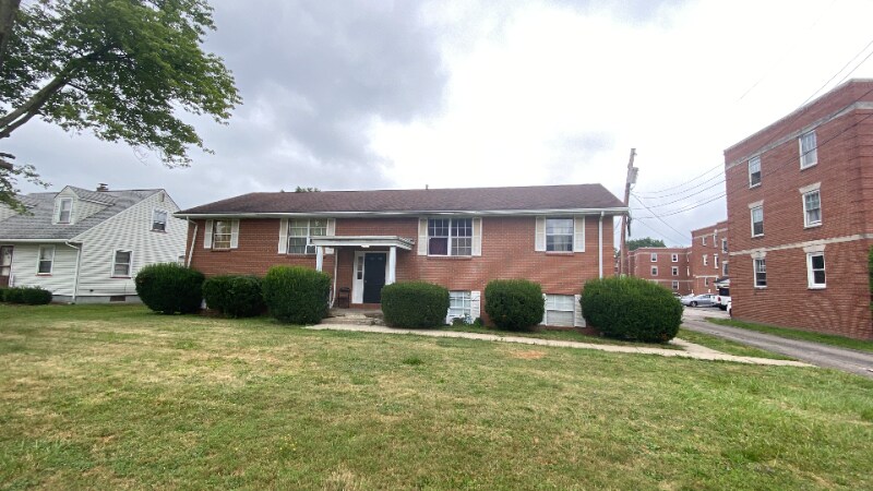 2633 South St Warren, OH 44483 – photo 3