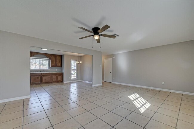 Building Photo - 8726 Valley Flag Dr