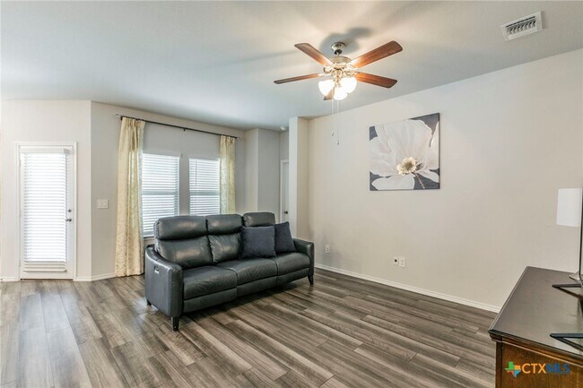 Foto del edificio - 3130 Wigeon Wy