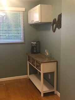 Foto del edificio - 8117 Philadelphia Dr