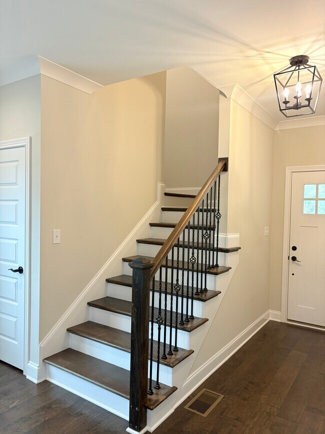 Foto del edificio - 542 Providence Ct