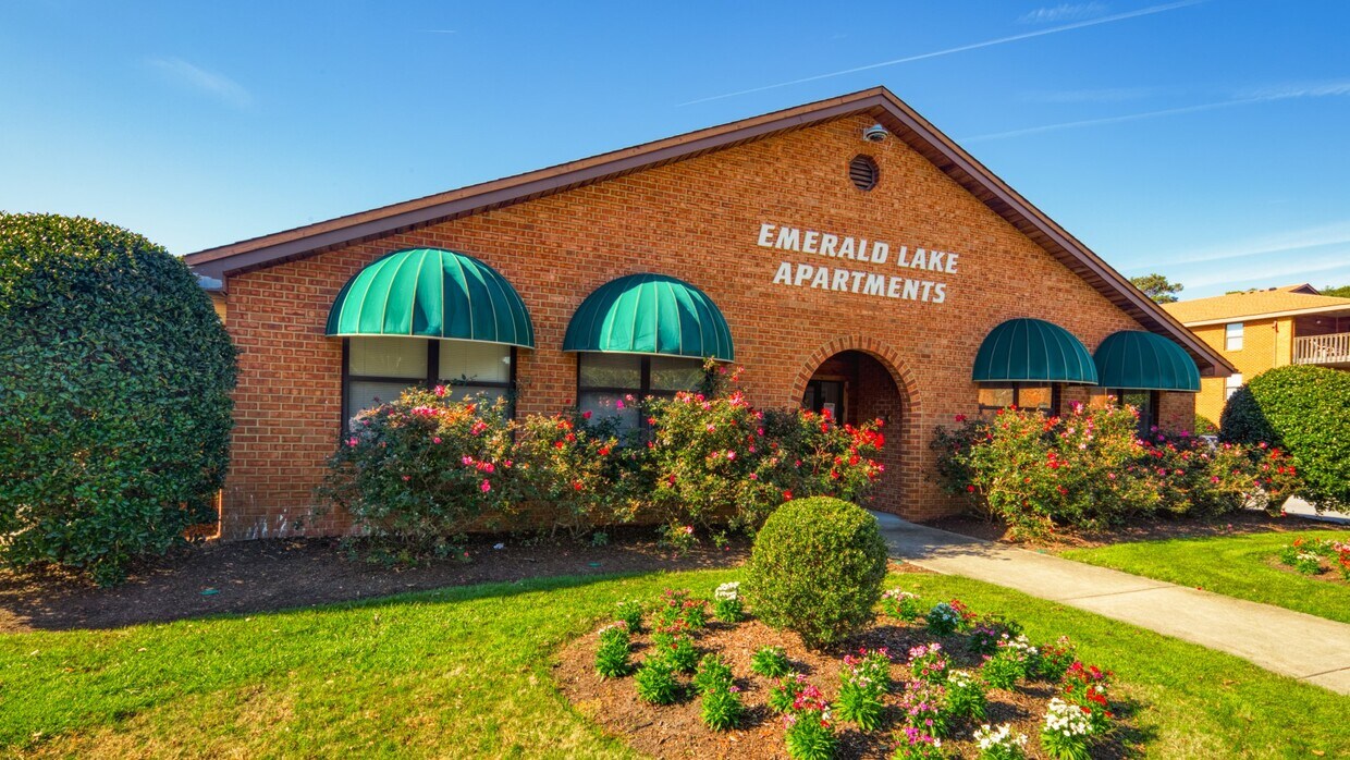Emerald Lake Apartments Apartments in Elizabeth City, NC
