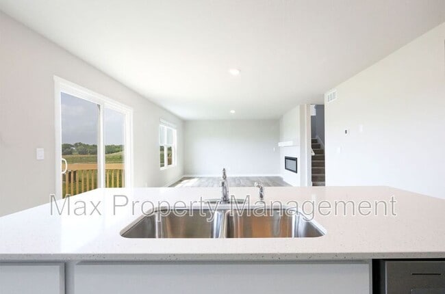 Foto del edificio - 2452 SE Creekhill Way