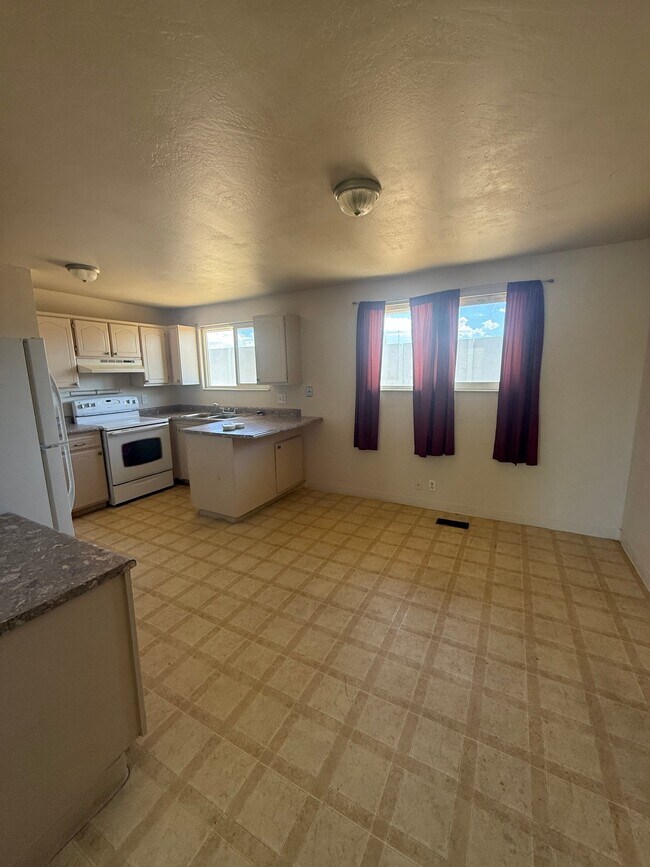 Foto del edificio - 3419 Mockingbird Way