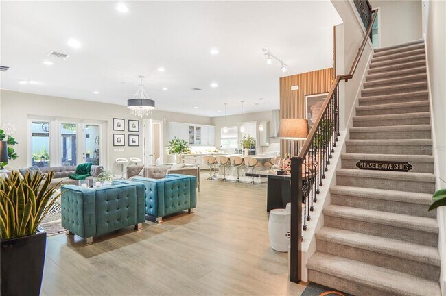 Foto del edificio - 694 Brooks Field Dr