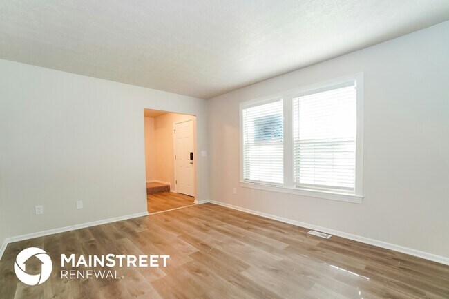 Building Photo - 8492 Kingsley Dr