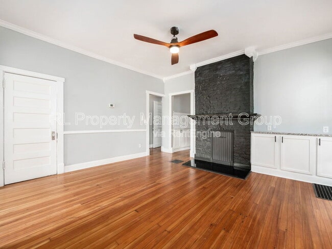 Foto del edificio - 786 E Main St