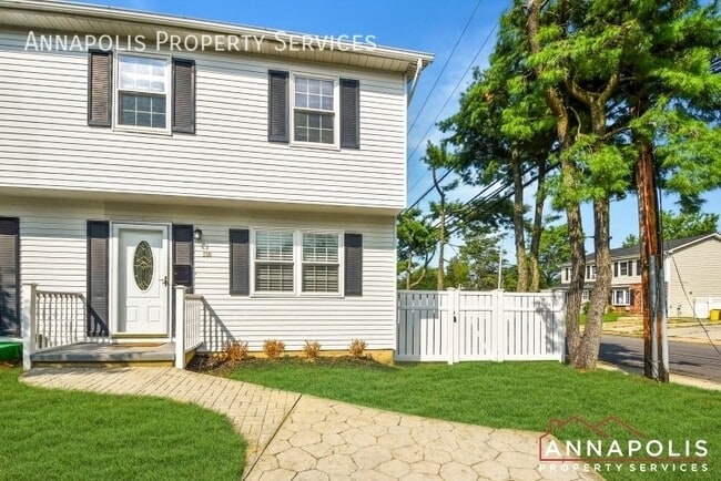 Building Photo - 100 Conley Dr