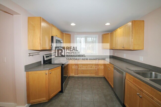 Foto del edificio - 182 Madbury Rd