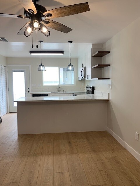 Foto del edificio - 24373 Pennsylvania Ave