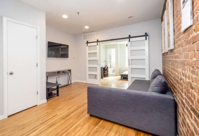 Foto del edificio - 811 Willow Ave