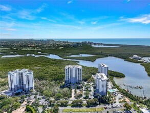 Building Photo - 425 Cove Tower Dr