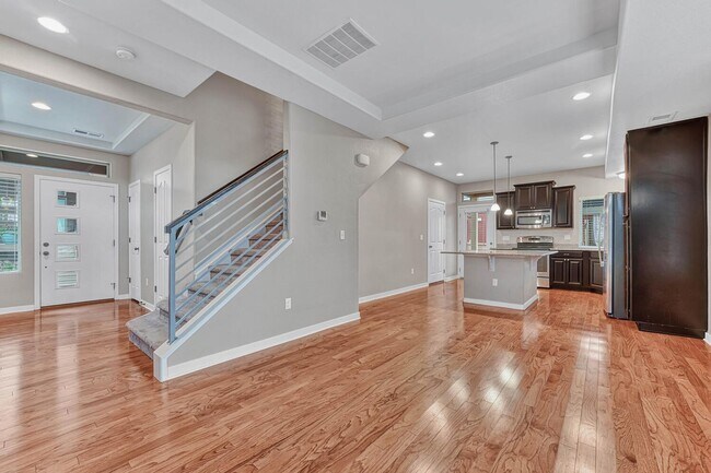 Foto del edificio - 5 Bed 3.5 Bath Meadows Home