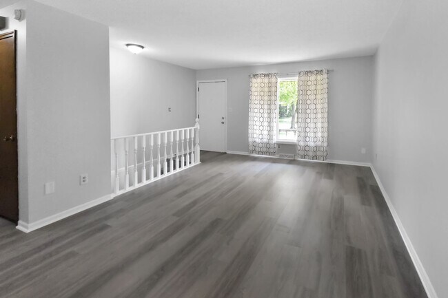 Foto del edificio - 1155 North Hampton Drive NE