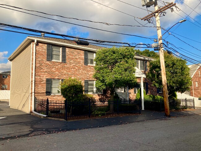 Foto del edificio - 14 Cutter St