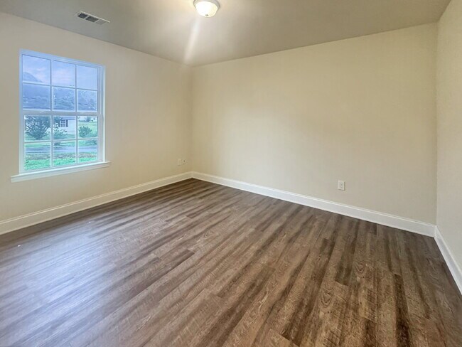 Foto del edificio - North Hall Ranch Available Immediately