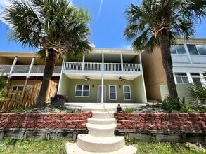Building Photo - 2908 Country Club Dr