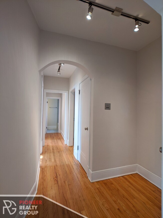 Foto del edificio - 2315 N Rockwell St