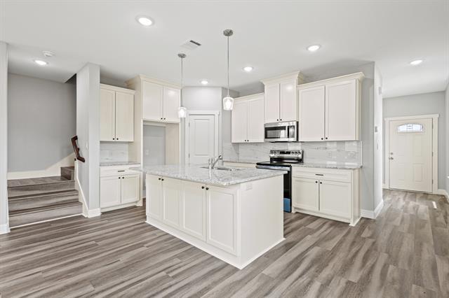 Foto del edificio - 2308 Bloomfield Dr