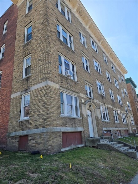 Photo - 240 Locust St Apartment