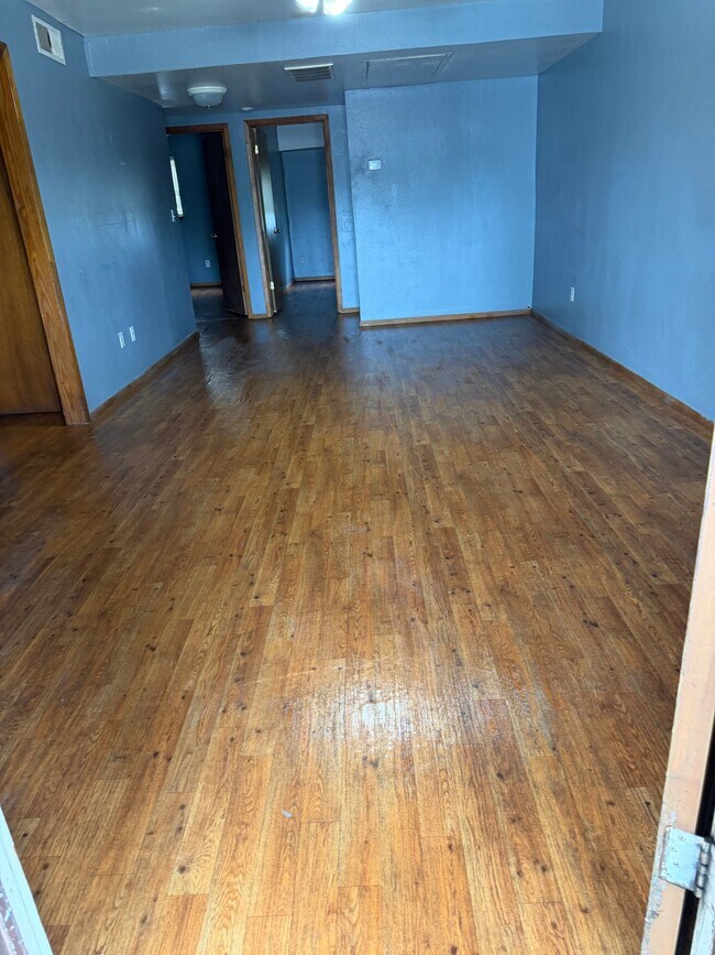 Building Photo - 750 Bonham St
