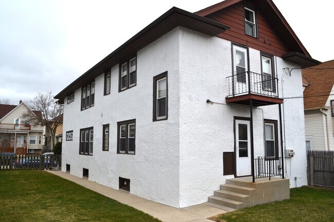 Foto del edificio - 1448 S 73rd St