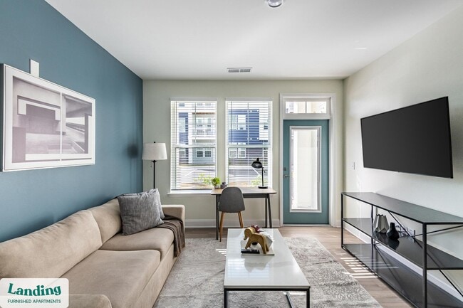 Building Photo - 135 Dresser Ln