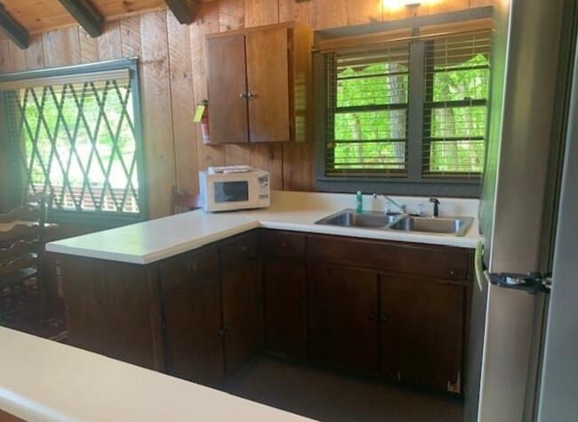 Foto del edificio - 24 Chalet Village Dr