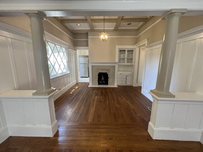 Building Photo - 1560 Jackson St