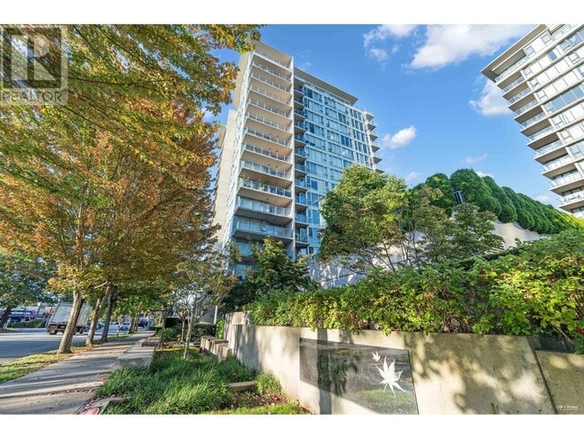 Building Photo - 5068-5068 Kwantlen St