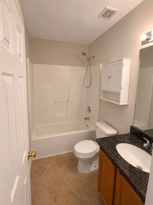Foto del edificio - 4014 Springfield Creek Dr