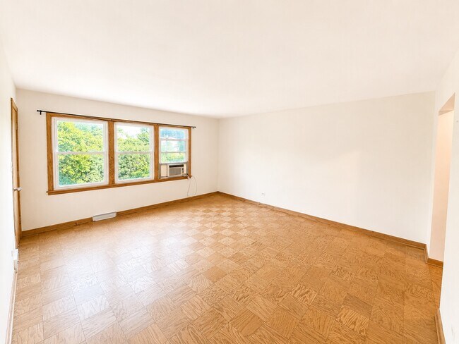 Foto del edificio - 4913 Prospect Ave