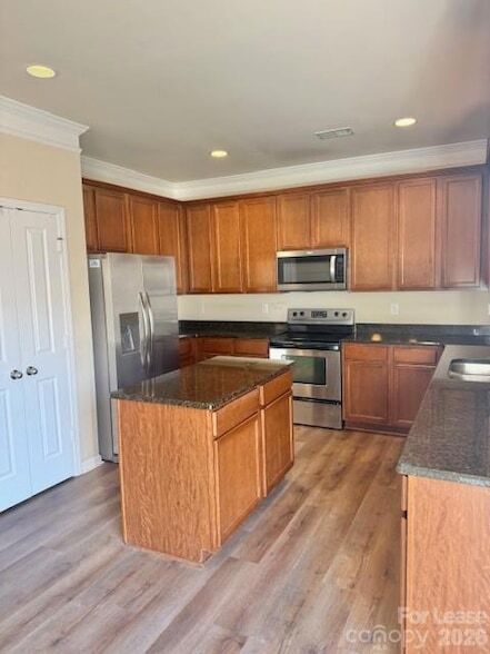 Building Photo - 142 Saye Pl