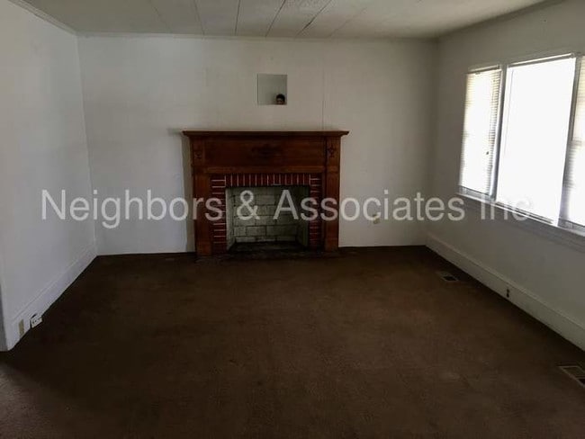 Building Photo - 1119 S Brightleaf Blvd