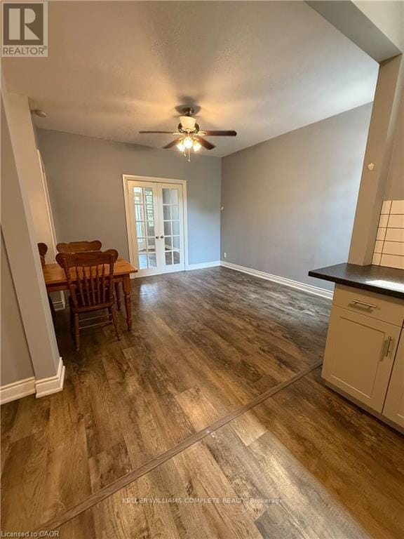 Building Photo - 2 Main St E